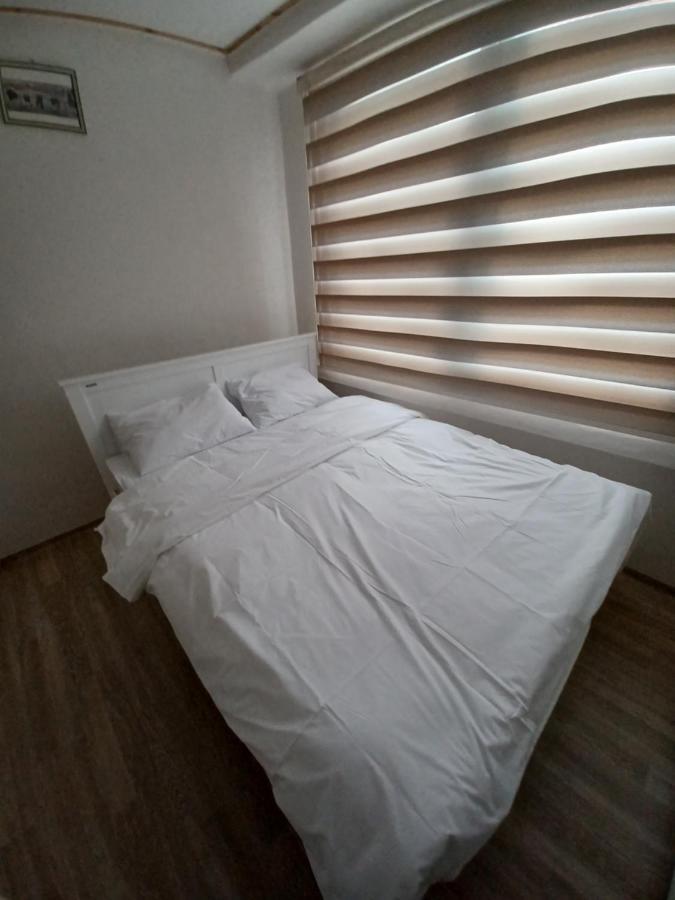 J&J Guesthouse Jeonju Exterior foto